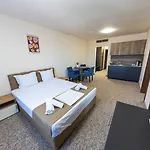 Hotel Plaza 4*