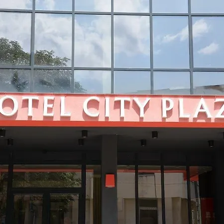 Plaza Μπότεβγκραντ